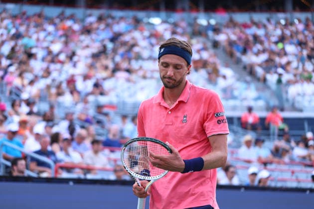 ATP, Tennis Herren Masters 1000 National Bank Open Montreal 2026 - Round of 16 - Day 8 Arthur Rinderknech of France reacts during the Men™s round of 16 match against Brandon Nakashima of United States on day 8 of the ATP Masters 1000 National Bank Open at IGA Stadium. on August 8, 2026, in Montreal, Canada. (Photo by Horacio Zamora Eyepix Group) Copyright: xHoracioxZamorax xEyepixxGroupx HZ_08082026_195098