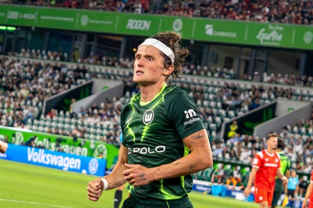 Deutschland: Fussball 2. Bundesliga, 1. Spieltag 2026 2027, VfL Wolfsburg - 1. FC Kaiserslautern am 08.08.2026 in Wolfsburg (Volkswagen-Arena): Fabian Reese (VfL Wolfsburg, 11) Gesichtsausdruck, Mimik Wolfsburg Volkswagen Arena Deutschland *** German Soccer 2. Bundesliga, Matchday 1, 2026–2027, VfL Wolfsburg vs. 1. FC Kaiserslautern on August 8, 2026, at the Volkswagen Arena in Wolfsburg; Fabian Reese of VfL Wolfsburg, 11; facial expression, facial gestures; Volkswagen Arena, Wolfsburg, Germany Copyright: xSvenxHeidmannx
