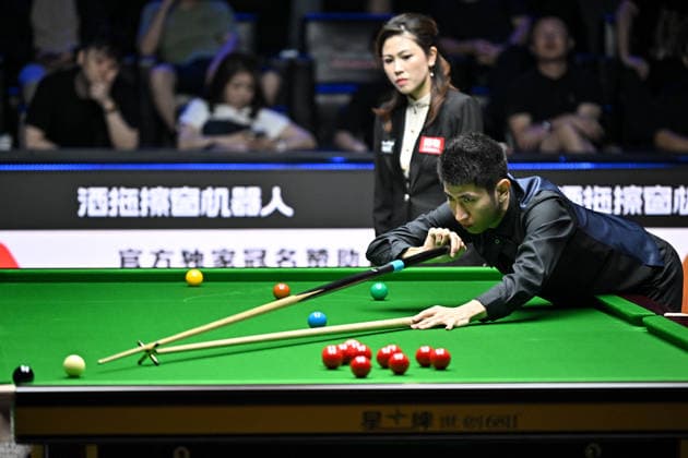 TAIYUAN, CHINA - AUGUST 08: Yao Pengcheng of China plays a shot in the first round match against Wu Yize of China on day 1 of the 2026 World Snooker Tour China Open at Taiyuan Binhe Sports Center on August 8, 2026 in Taiyuan, Shanxi Province of China.  Copyright: xChinaxNewsxServicex 111658929661