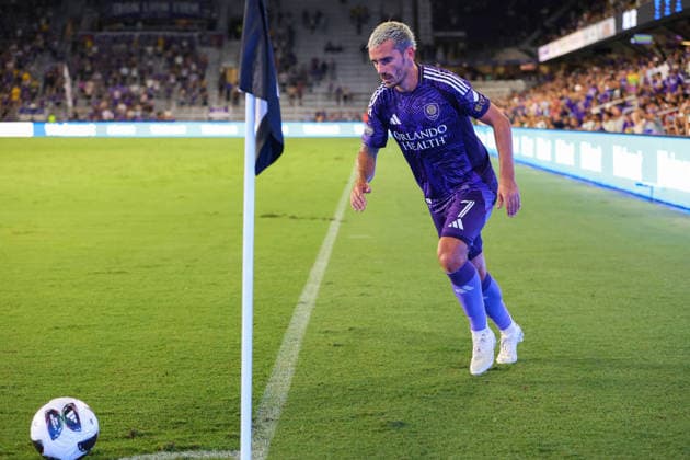 August 8, 2026, Orlando, Florida, USA: Orlando City SC forward ANTOINE GREIZMANN (7) corner kick against Leon. Orlando City SC hosted Leon in a Leagues Cup march at Inter.Co Stadium in Orlando, FL. Soccer 2026: Leon 2:1 Orlando City SC  - ZUMAm299 20260808_znp_m299_027 Copyright: xTaylorxMcFeex