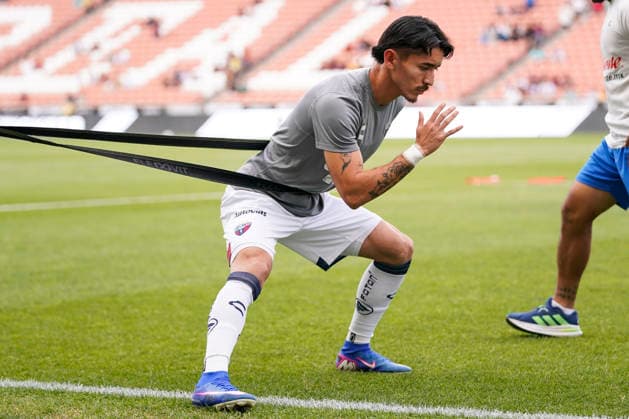 SANDY, UT - AUGUST 08: Edgar JimÃ nez 34 of Atlante FC warms up prior to the Leagues Cup Phase One match between Atlante FC and Real Salt Lake on August 8, 2026 at America First Field in Sandy, UT. (Photo by Aaron Baker Icon Sportswire) SOCCER: AUG 08 Leagues Cup Salt Lake vs Atlante EDITORIAL USE ONLY Icon260808012