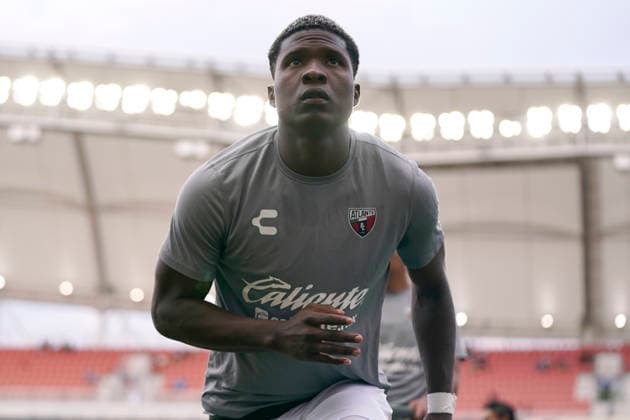 SANDY, UT - AUGUST 08: Jairon Charcopa 15 of Atlante FC warms up prior to the Leagues Cup Phase One match between Atlante FC and Real Salt Lake on August 8, 2026 at America First Field in Sandy, UT. (Photo by Aaron Baker Icon Sportswire) SOCCER: AUG 08 Leagues Cup Salt Lake vs Atlante EDITORIAL USE ONLY Icon260808013