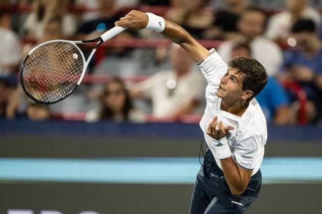 MONTREAL, QC - AUGUST 08: Raphael Jodar from Spain serves the ball the ball against Jiri Lehecka from Czeckia during their singles Round of 16 match on day seven of the ATP, Tennis Herren 1000 National Bank Open presented by Rogers at Stade IGA on August 8, 2026 in Montreal, Quebec, Canada. (Photo by Vincent Ethier Icon Sportswire) TENNIS: AUG 08 National Bank Open EDITORIAL USE ONLY Icon2608082970