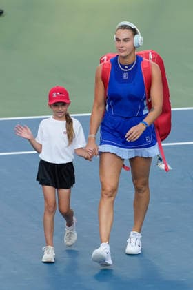 WTA, Tennis Damen Masters 1000 National Bank Open Toronto 2026 - Round of 16 - Day 8 Aryna Sabalenka of Belarus enters the court during the Women™s Singles round of 16 match against Yekaterina Aleksandrova of Russia on day 8 of the WTA Masters 1000 National Bank Open at Sobeys Stadium on August 8, 2026, in Toronto, Canada. (Photo by Leonardo Ramirez Eyepix Group) Copyright: xLeonardoxRamirezx xEyepixxGroupx LR_08082026_09364