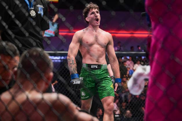 August 8, 2026, Las Vegas, Nevada, USA: QUILLAN SALKILLD defeats MATEUSZ GAMROT by a submission (rear naked choke) during UFC Fight Night 120 at the UFC APEX in Las Vegas. UFC Fight Night 120: Salkilld Defeats Gamrot By Submission.  - ZUMAo117 20260808_zsp_o117_004 Copyright: xMikaelxOnax