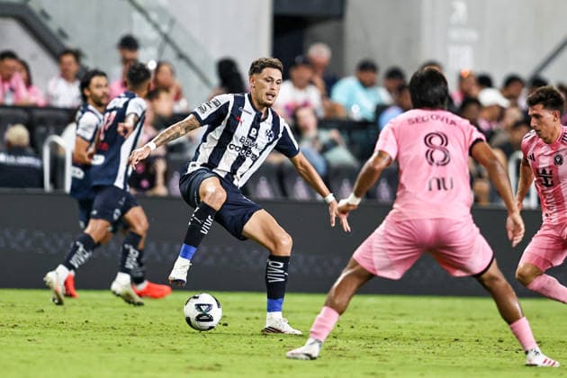 August 8, 2026, Miami, Florida, USA: OLIVER MUNOZ (7) of Monterrey controls a ball during a 2026 Leagues Cup soccer match between Inter Miami CF and Monterrey Miami USA - ZUMAa257 20260808_zsp_a257_002 Copyright: xChrisxArjoonx