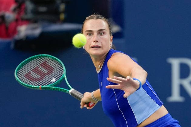 WTA, Tennis Damen Masters 1000 National Bank Open Toronto 2026 - Round of 16 - Day 8 Aryna Sabalenka of Belarus plays a forehand during the Women™s Singles round of 16 match against Yekaterina Aleksandrova of Russia on day 8 of the WTA Masters 1000 National Bank Open at Sobeys Stadium on August 8, 2026, in Toronto, Canada. (Photo by Leonardo Ramirez Eyepix Group) Copyright: xLeonardoxRamirezx xEyepixxGroupx LR_08082026_09399