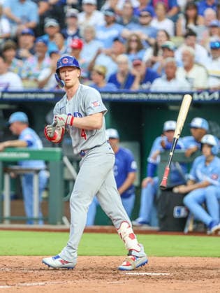 AUG 08, 2026: Chicago Cubs center fielder Pete Crow-Armstrong (4) draws a walk in the 7th inning against the Kansas City Royals at Kauffman Stadium Kansas City, MO. CSM MLB, Baseball Herren, USA 2026: Cubs Vs Royals Aug 8th  - ZUMAc04_ 20260808_zma_c04_363 Copyright: xRomanxPunox