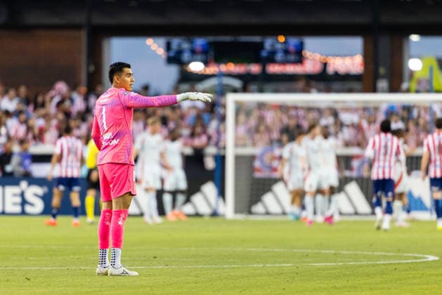 SAN JOSE, CA - AUGUST 08: Raul Rangel 1 of Chivas de Guadalajara points a beer cans on the field during a Leagues Cup Phase One match against FC Dallas on August 8, 2026 at PayPal Park in San Jose, CA. (Photo by Matthew Huang Icon Sportswire) SOCCER: AUG 08 Leagues Cup Chivas de Guadalajara vs Dallas EDITORIAL USE ONLY Icon260808022