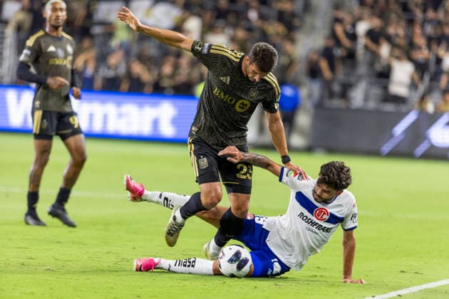 August 8, 2026, Los Angeles, California, USA: Los Angeles FC defender Yevhen Cheberko (23) and Toluca FC defender Santiago Simon (19) vie for the ball during a Leagues Club soccer match on Saturday, Aug. 8, 2026 in Los Angeles. Los Angeles USA - ZUMAc68_ 20260808_zaf_c68_008 Copyright: xRingoxChiux