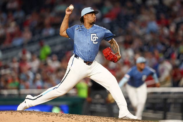 August 8, 2026, Washington D.C, District Of Columbia, United States: Washington, DC; Washington Nationals pitcher Yovanny Cruz (48) delivers a pitch during the Major League Baseball game between the Washington Nationals and the Cincinnati Reds at Nationals Park on Saturday, August 8, 2026. The Nationals beat the Reds 8-2. MLB, Baseball Herren, USA Washington Nationals 8:2 Cincinnati Reds  - ZUMAp258 20260808_znp_p258_008 Copyright: xStevexPrakopex