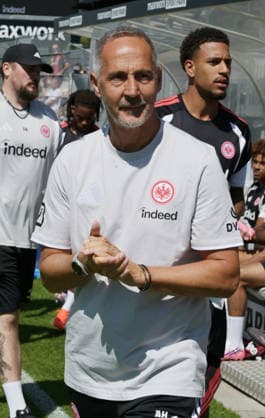 Eintracht Frankfurt. Trainer. Adi Hütter fotografiert beim Fußball Test Spiel Eintracht Frankfurt gegen Hull City am 8.8.2026 in Frankfurt. (DFL DFB REGULATIONS PROHIBIT ANY USE OF PHOTOGRAPHS as IMAGE SEQUENCES and or QUASI-VIDEO) *** Eintracht Frankfurt coach Adi Hütter is photographed during the Eintracht Frankfurt vs. Hull City soccer exhibition match on August 8, 2026, in Frankfurt. DFL and DFB regulations prohibit any use of photographs as image sequences and or quasi-video.