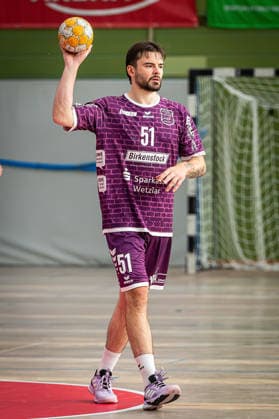 Handball, Lindencup, TV Hüttenberg - Pfadi Winterthur #2 08.08.2026, xovx, Handball Lindencup, TV Hüttenberg - Pfadi Winterthur Hendrik Schreiber (TV Hüttenberg), Freisteller Linden Stadthalle Hessen Deutschland (DE) *** August 8, 2026, xovx, Lindencup Handball Tournament, TV Hüttenberg vs. Pfadi Winterthur, Hendrik Schreiber (TV Hüttenberg), cutout image, Linden Stadthalle, Hesse, Germany, DE