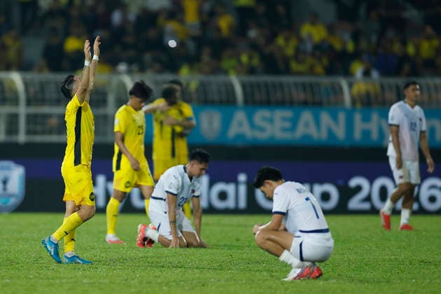 Fußball, ASEAN Hyundai Cup, Malaysia - Philippinen ASEAN Hyundai Cup 2026 Malaysia Vs Philippines in Kuala Lumpur, Malaysia - 8 Aug 2026 Sergio Fabian Ezequiel Agüero, known as Sergio Agüero, of Malaysia (L) celebrates victory against Philippines during the ASEAN Hyundai Cup 2026 match between Malaysia and Philippines at Kuala Lumpur Football Stadium, Cheras. Final score; Malaysia 1:0 Philippines. Kuala Lumpur Malaysia Copyright: xWongxFokxLoyx xSOPAxImagesx 20260808_AFW_4168 copy