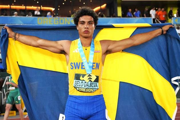 (260809) -- EUGENE, Aug. 9, 2026 -- Gold medalist Liam Belo Da Silva of Sweden reacts after the men s decathlon at the 2026 World U20 Athletics Championships in Eugene, Oregon, the United States, Aug. 8, 2026. ) (SP)U.S.-EUGENE-ATHLETICS-2026 WORLD U20 CHAMPIONSHIPS WuxXiaoling 