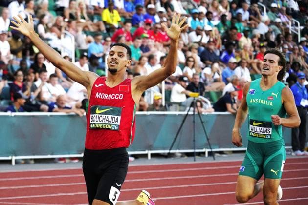 Leichtathletik, U20 WM in Eugene #3 (260809) -- EUGENE, Aug. 9, 2026 -- Imad Bouchajda (L) of Morocco reacts during the men s 800m final at the 2026 World U20 Athletics Championships in Eugene, Oregon, the United States, Aug. 8, 2026. ) (SP)U.S.-EUGENE-ATHLETICS-2026 WORLD U20 CHAMPIONSHIPS WuxXiaoling 
