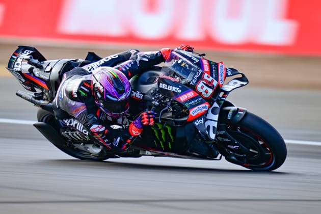 motor racing, Motorsport Moto GP Qatar Airways Grand Prix of Great Britain Monster Energy Yamaha MotoGP rider Jorge Martin (89) during the Moto GP Qatar Airways Grand Prix of Great Britain at Silverstone, Towcester, UK on 9 August 2026. Towcester Silverstone Northamptonshire UK Editorial use only , Copyright: xDennisxGoodwinx PSI-24671-0016