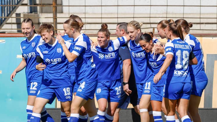 09.08.2026, Hänsch-Arena, Meppen, GER, 2. Frauen-Bundesliga: SV Meppen vs TSG Hoffenheim II, Jubel nach 1:0 von Sarah Dittrich (SV Meppen 19) DFL REGULATIONS PROHIBIT ANY USE OF PHOTOGRAPHS AS IMAGE SEQUENCES AND OR QUASI-VIDEO. Meppen Niedersachsen Hänsch-Arena *** August 9, 2026, Hänsch Arena, Meppen, GER, Women s Bundesliga 2: SV Meppen vs. TSG Hoffenheim II, Celebration after Sarah Dittrich’s 1-0 goal for SV Meppen 19. DFL regulations prohibit any use of photographs as image sequences and or quasi-video. Meppen, Lower Saxony, Hänsch Arena