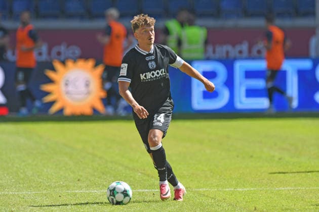 Thorben Deters ( SV Meppen 1912, 14 ). GER, MSV Duisburg vs SV Meppen 1912, Fussball, 3. Liga, 1. Spieltag, Spielzeit 2026 2027, 08.08.2026 DFL DFB REGULATIONS PROHIBIT ANY USE OF PHOTOGRAPHS AS IMAGE SEQUENCES AND OR QUASI-VIDEO GER, MSV Duisburg vs SV Meppen 1912, Fussball, 3. Liga, 1. Spieltag, Spielzeit 2026 2027, 08.08.2026 Duisburg *** Thorben Deters, SV Meppen 1912, 14 GER, MSV Duisburg vs. SV Meppen 1912, Soccer, 3rd Division, Matchday 1, 2026–2027 Season, August 8, 2026 DFL DFB regulations prohibit any use of photographs as image sequences and or quasi-video GER, MSV Duisburg vs. SV Meppen 1912, Soccer, 3rd Division, Matchday 1, 2026–2027 season, August 8, 2026, Duisburg Copyright: xEibner-Pressefoto ThomasxThienelx EP_TTL