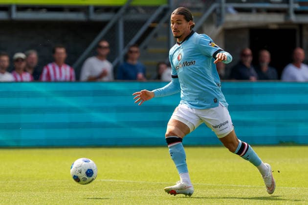 2026-08-09 Sparta Rotterdam v Feyenoord - Dutch Eredivisie ROTTERDAM, NETHERLANDS - AUGUST 9: Anis Hadj Moussa of Feyenoord in action during the Dutch Eredivisie match between Sparta Rotterdam and Feyenoord at Sparta-stadion Het Kasteel on August 9, 2026 in Rotterdam, Netherlands. Rotterdam Sparta-stadion Het Kasteel Netherlands Content not available for redistribution in The Netherlands directly or indirectly through any third parties. Copyright: xHansxvanxderxValkx