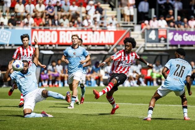 ROTTERDAM - Shot by Lushendry Martes of Sparta Rotterdam during the Dutch Eredivisie match between Sparta Rotterdam and Feyenoord at Sparta Stadion Het Kasteel on August 9, 2026 in Rotterdam, the Netherlands. PIETER STAM DE JONGE ANP Eredivisie 2026 27 xVIxANPxSportx xxANPxIVx 565146769 originalFilename: 565146769.jpg