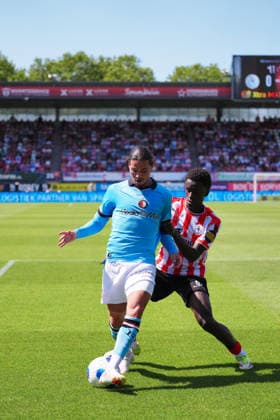 Eredivisie: Sparta Rotterdam v Feyenoord Rotterdam Rotterdam - Anis Hadj Moussa of Feyenoord, Ayoni Santos of Sparta during the first competition round of the 2026 2027 Eredivisie season. The match is set between Sparta Rotterdam and Feyenoord Rotterdam at Het Kasteel on 9 August 2026 in Rotterdam, The Netherlands. Copyright: xTomxBodex