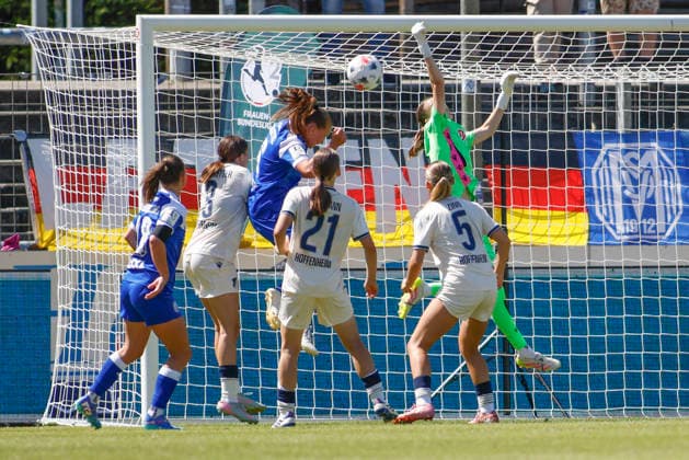 09.08.2026, Hänsch-Arena, Meppen, GER, 2. Frauen-Bundesliga: SV Meppen vs TSG Hoffenheim II, Torszene DFL REGULATIONS PROHIBIT ANY USE OF PHOTOGRAPHS AS IMAGE SEQUENCES AND OR QUASI-VIDEO. Meppen Niedersachsen Hänsch-Arena *** August 9, 2026, Hänsch Arena, Meppen, GER, Women s Bundesliga 2: SV Meppen vs. TSG Hoffenheim II, goal scene. DFL REGULATIONS PROHIBIT ANY USE OF PHOTOGRAPHS AS IMAGE SEQUENCES AND OR QUASI-VIDEO. Meppen, Lower Saxony, Hänsch Arena