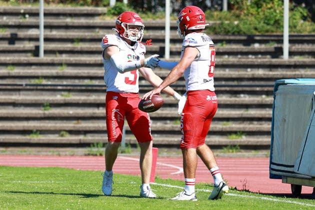 Hugh Harvey (Potsdam Royals, 8) and Maximilian McLeod (Potsdam Royals, 3) celebrates the Touchdown, Düsseldorf Panther vs Potsdam Royals, American Football, GFL, German Football League, Season 2026, Week 14, 08.08.2026, Photo: PFA Klaus Sack Düsseldorf Stadion VfL Benrath NRW Deutschland Copyright: xFootxBowl KlausxSackx