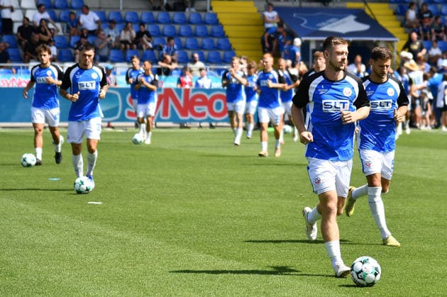 09.08.2026, xhbx, Fussball 3.Liga, TSG 1899 Hoffenheim U23 - Hansa Rostock v.l. Mannschaft, Team von Hansa Rostocj beim Aufwärmen (DFL DFB REGULATIONS PROHIBIT ANY USE OF PHOTOGRAPHS as IMAGE SEQUENCES and or QUASI-VIDEO) Hoffenheim *** August 9, 2026, xhbx, Soccer 3rd Division, TSG 1899 Hoffenheim U23 vs. Hansa Rostock, Hansa Rostock team warming up. DFL and DFB regulations prohibit any use of photographs as image sequences and or quasi-video. Hoffenheim