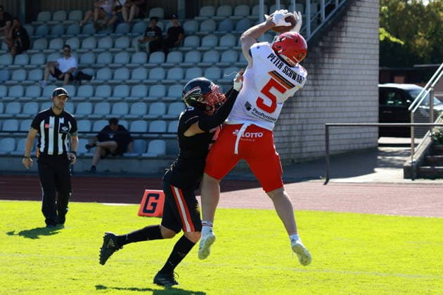 Corey Jeeves (Potsdam Royals, 5) catches the ball, Düsseldorf Panther vs Potsdam Royals, American Football, GFL, German Football League, Season 2026, Week 14, 08.08.2026, Photo: PFA Klaus Sack Düsseldorf Stadion VfL Benrath NRW Deutschland Copyright: xFootxBowl KlausxSackx