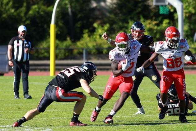 Chrisman Kyei (Potsdam Royals, 2) runs with the ball, Düsseldorf Panther vs Potsdam Royals, American Football, GFL, German Football League, Season 2026, Week 14, 08.08.2026, Photo: PFA Klaus Sack Düsseldorf Stadion VfL Benrath NRW Deutschland Copyright: xFootxBowl KlausxSackx