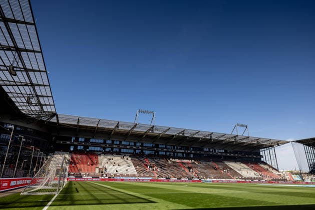 Hamburg, 9. August 2026 - Fußball, 2. Bundesliga 2026 27, FC St. Pauli - SpVgg Greuther Fürth: Übersicht des Hamburger Millerntor-Stadion, Heimspielstätte des FC St. Pauli DFL REGULATIONS PROHIBIT ANY USE OF PHOTOGRAPHS AS IMAGE SEQUENCES AND OR QUASI-VIDEO. *** Hamburg, August 9, 2026 Soccer, 2026–27 2. Bundesliga, FC St. Pauli vs. SpVgg Greuther Fürth Overview of Hamburg’s Millerntor Stadium, home ground of FC St. Pauli DFL REGULATIONS PROHIBIT ANY USE OF PHOTOGRAPHS AS IMAGE SEQUENCES AND OR QUASI-VIDEO