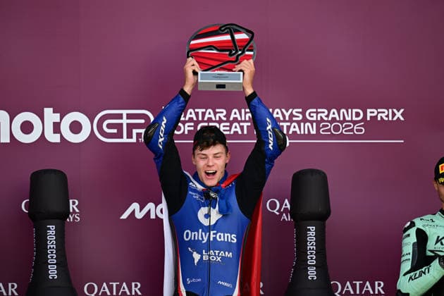 motor racing, Motorsport Moto GP Qatar Airways Grand Prix of Great Britain Moto GP2 Race winner Filip Salac of Only Fans American Racing Team holds his trophy during the Moto GP Qatar Airways Grand Prix of Great Britain at Silverstone, Towcester, UK on 9 August 2026. Towcester Silverstone Northamptonshire UK Editorial use only , Copyright: xDennisxGoodwinx PSI-24671-0027
