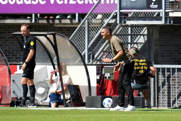 Eredivisie: Sparta Rotterdam v Feyenoord Rotterdam Rotterdam - Coach Rogier Meijer of Sparta Rotterdam during the first competition round of the 2026 2027 Eredivisie season. The match is set between Sparta Rotterdam and Feyenoord Rotterdam at Het Kasteel on 9 August 2026 in Rotterdam, The Netherlands. (Hero Images Danny de Groot) Copyright: xDannyxdexGrootx