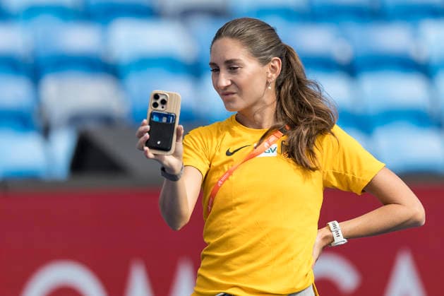 BIRMINGHAM, GREAT BRITAIN - AUGUST 9, 2026 : Gesa Felicitas KRAUSE (GER Germany) takes a selfie during the warm-up session of the European Athletics Championships at Alexander Stadium on August 9, 2026 in Birmingham, Great Britain. Oregon Great Britain Copyright: xAxelxKohringx