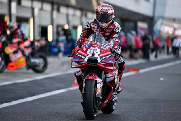 RECORD DATE NOT STATED 9th August 2026; Silverstone Circuit, Northamptonshire, England; 2026 MotoGP Grand Prix of Great Britain, Race Day; Francesco Bagnaia of Ducati Lenovo Team enters the pit lane after warmup SimonxWest