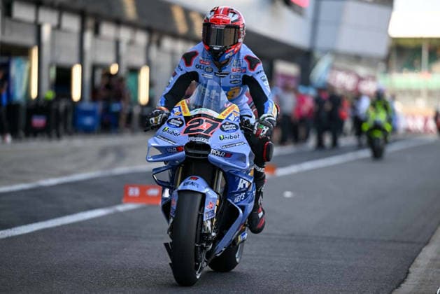 RECORD DATE NOT STATED 9th August 2026; Silverstone Circuit, Northamptonshire, England; 2026 MotoGP Grand Prix of Great Britain, Race Day; Iker Lecuona of BK8 Gresini Racing MotoGP enters the pit lane after warmup SimonxWest