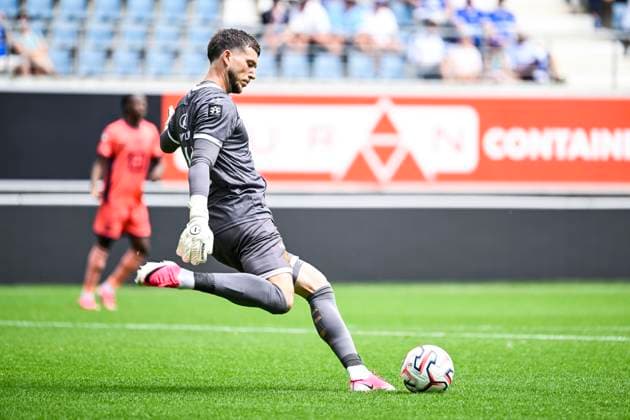 KAA Gent v KV Mechelen - Jupiler Pro League GENT, BELGIUM - AUGUST 09 : Miras Nacho goalkeeper of KV Mechelen pictured in action during the Jupiler Pro League match between KAA Gent and KV Mechelen on August 9, 2026 in Gent, Belgium, 09 08 2026 Gent Belgium  Copyright: xTgox