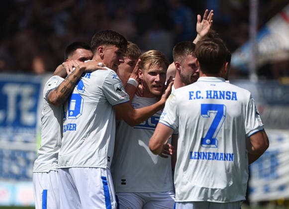 09.08.2026, xhbx, Fussball 3.Liga, TSG 1899 Hoffenheim U23 - Hansa Rostock v.l. Torjubel, Goal celebration, celebrate the goal 0:1 durch Andreas Voglsammer (Hansa Rostock) (DFL DFB REGULATIONS PROHIBIT ANY USE OF PHOTOGRAPHS as IMAGE SEQUENCES and or QUASI-VIDEO) Hoffenheim *** August 9, 2026, xhbx, Soccer 3rd Division, TSG 1899 Hoffenheim U23 vs. Hansa Rostock – Goal celebration, Goal celebration, celebrating the goal 0–1 by Andreas Voglsammer, Hansa Rostock. DFL and DFB regulations prohibit any use of photographs as image sequences and or quasi-video. Hoffenheim