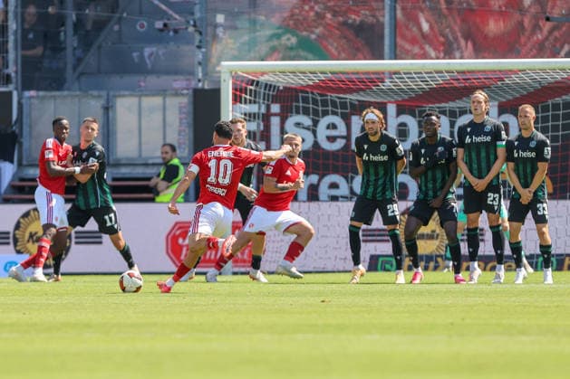 09.08.2026, xtgx, Fussball - 2.Bundesliga Energie Cottbus - Hannover 96 emspor, v.l. Tor zum 1:0 durch Tolcay Cigerci (Cottbus, 10) (DFL DFB REGULATIONS PROHIBIT ANY USE OF PHOTOGRAPHS as IMAGE SEQUENCES and or QUASI-VIDEO) Cottbus *** August 9, 2026, xtgx, Soccer, 2. Bundesliga: Energie Cottbus vs. Hannover 96, emspor; from left: Goal to make it 1–0 by Tolcay Cigerci (Cottbus); 10 DFL DFB REGULATIONS PROHIBIT ANY USE OF PHOTOGRAPHS AS IMAGE SEQUENCES AND OR QUASI-VIDEO (Cottbus)