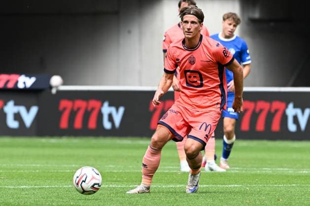 Mechelen s Dennis Praet is pictured in action during a soccer match between KAA Gent and KV Mechelen, Sunday 9 August 2026 in Gent, on day 1 of the 2026-2027 Jupiler Pro League first division of the Belgian championship. JILLxDELSAUX  x183011680x