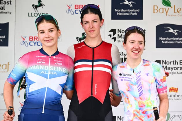 2026 Curlew Cup - 2026 British Cycling Lloyds Women s National Road Series Picture by Olly Hassell SWpix.com - 10 08 2026 - Cycling - 2026 British Cycling Lloyds Women™s National Road Series - 2026 Curlew Cup - Stamfordham, Northumberland, England - Nicola Quaye (360cycling) wins with Arabella Blackburn (Handsling Alba Development Road Team) in second and Awen Roberts (CANYON SRAM zondacrypto Generation) in third Stamfordham England Copyright: x xSWpix.comx(t axPhotographyxHubxLtd)xOllyxHassell SWpix.comx SWP-3030-17915