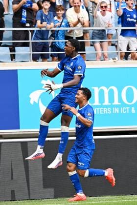 Gent s Josue Yamir Vergara celebrates after scoring the 2-0 goal during a soccer match between KAA Gent and KV Mechelen, Sunday 09 August 2026 in Gent, on day 1 of the 2026-2027 Jupiler Pro League first division of the Belgian championship. MAARTENxSTRAETEMANS  x183013345x