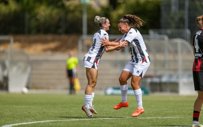 GER, Frankfurt, Eintracht Frankfurt II vs FC Ingolstadt, DFB, 2. Bundesliga, Fussball, Spielzeit 2026 2027, Stadion am Brentanobad, 2. Spieltag im Bild: Carina Wüst (FC Ingolstadt Frauen 14) erzielt den ersten Treffer und das 0:1, Tor, Jubel und Freude, Emotionen DFB DFL REGULATIONS PROHIBIT ANY USE OF PHOTOGRAPHS AS IMAGE SEQUENCES AND OR QUASI-VIDEO, 09.08.2026 *** GER, Frankfurt, Eintracht Frankfurt II vs. FC Ingolstadt, DFB, 2. Bundesliga, Soccer, 2026–2027 Season, Stadion am Brentanobad, Matchday 2 in pictures: Carina Wüst of FC Ingolstadt Women’s U-14 scores the first goal, making it 0–1, goal, Celebration and joy, emotions. DFB and DFL regulations prohibit any use of photographs as image sequences and or quasi-video. August 9, 2026 Copyright: HMBxMedia HendrikxHamelau