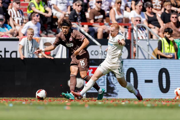 Hamburg, 9. August 2026 - Fußball, 2. Bundesliga 2026 27, FC St. Pauli - SpVgg Greuther Fürth: Tomoya Ando (FC St. Pauli, 15), Paul Will (SpVgg Greuther Fürth, 13) DFL REGULATIONS PROHIBIT ANY USE OF PHOTOGRAPHS AS IMAGE SEQUENCES AND OR QUASI-VIDEO. *** Hamburg, August 9, 2026 Soccer, 2026–27 2. Bundesliga, FC St. Pauli vs. SpVgg Greuther Fürth; Tomoya Ando (FC St. Pauli, 15) and Paul Will (SpVgg Greuther Fürth, 13). DFL regulations prohibit any use of photographs as image sequences and or quasi-video.