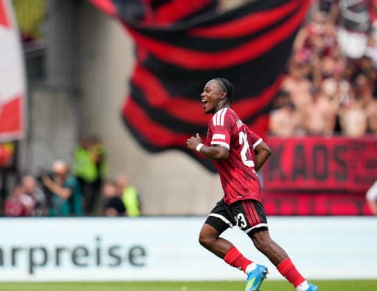 Mohamed Ali Zoma ( 23) jubelt nach seinem zweiten Tor, das nach Videoassistentenpruefung anerkannt wird. GER, 1. FC Nürnberg vs SG Dynamo Dresden, 2. Bundesliga, 1. Spieltag, Saison 2026-27, Max-Morlock-Stadion, Nürnberg, 09.08.2026 DFL REGULATIONS PROHIBIT ANY USE OF PHOTOGRAPHS AS IMAGE SEQUENCES AND OR QUASI-VIDEO Foto: HMB Media Scott W. Coleman Nürnberg Max-Morlock-Stadion Bayern GER Copyright: xScottxW.xColemanx