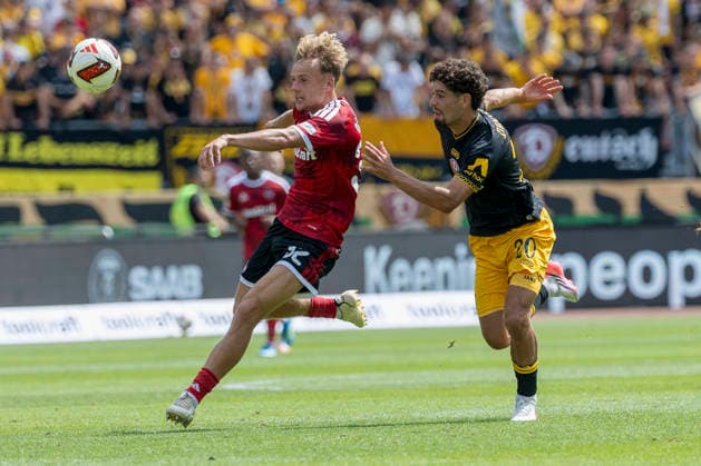 v.l.n.r.: Tim Janisch (1. FC Nürnberg) und Ben Bobzien (Dynamo Dresden), im 2. Bundesliga-Spiel zwischen dem 1. FC Nürnberg und Dynamo Dresden im Max-Morlock-Stadion, Nürnberg, Deutschland, am 9. August 2026. in action during the 2nd Bundesliga match between 1. FC Nuremberg and Dynamo Dresden at the Max-Morlock Stadium, Nuremberg, Germany, on August 9, 2026. DFB DFL REGULATIONS PROHIBIT ANY USE OF PHOTOGRAPHS AS IMAGE SEQUENCES AND OR QUASI-VIDEO, *** From left to right: Tim Janisch of 1. FC Nuremberg and Ben Bobzien of Dynamo Dresden, in the 2. Bundesliga match between 1. FC Nuremberg and Dynamo Dresden at the Max Morlock Stadium, Nuremberg, Germany, on August 9, 2026, in action during the 2nd Bundesliga match between 1 FC Nuremberg and Dynamo Dresden at the Max Morlock Stadium, Nuremberg, Germany, on August 9, 2026. DFB and DFL regulations prohibit any use of photographs as image sequences and or quasi-video, Copyright: HMBxMedia xHeikoxBecker