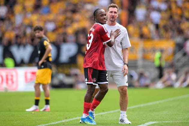 Fußball, 2. Bundesliga, 20260809, 1. FC Nürnberg - SG Dynamo Dresden. Im Bild Tor 2:0 Torjubel, v.l. Torschütze Mohamed Ali ZOMA (Nürnberg, 23), Trainer Nürnberg Miroslav KLOSE. Nürnberg Max-Morlock-Stadion Bayern Deutschland *** Soccer, 2. Bundesliga, 20260809, 1. FC Nürnberg vs. SG Dynamo Dresden. Pictured: Goal 2-0, goal celebration; from left: goal scorer Mohamed Ali ZOMA (Nürnberg, 23), Nürnberg coach Miroslav KLOSE, at the Max Morlock Stadium in Bavaria, Germany Copyright: Passion2Press MarkusxFischerx