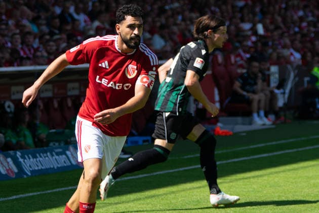 Tolcay Cigerci (Energie Cottbus, 10) 09.08.2026, Energie Cottbus vs Hannover 96, Fussball, 2. Bundesliga, Energie Stadion, Cottbus DFL regulations prohibit any use of photographs as image sequences and or quasi-video. *** Tolcay Cigerci, Energie Cottbus, September 10, 2026, Energie Cottbus vs. Hannover 96, soccer, 2. Bundesliga, Energie Stadium, Cottbus. DFL regulations prohibit any use of photographs as image sequences and or quasi-video. Copyright: HMBxMedia xFinnxWeidmann