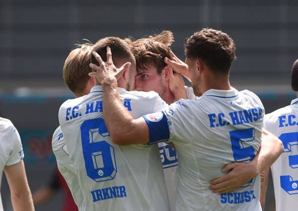09.08.2026, xhbx, Fussball 3.Liga, TSG 1899 Hoffenheim U23 - Hansa Rostock v.l. Torjubel, Goal celebration, celebrate the goal 2:3 durch Bernie Lennemann (Hansa Rostock) (DFL DFB REGULATIONS PROHIBIT ANY USE OF PHOTOGRAPHS as IMAGE SEQUENCES and or QUASI-VIDEO) Hoffenheim *** August 9, 2026, xhbx, Soccer 3rd Division, TSG 1899 Hoffenheim U23 vs. Hansa Rostock – Goal celebration, Goal celebration, celebrating the goal 2-3 by Bernie Lennemann, Hansa Rostock. DFL and DFB regulations prohibit any use of photographs as image sequences and or quasi-video. Hoffenheim